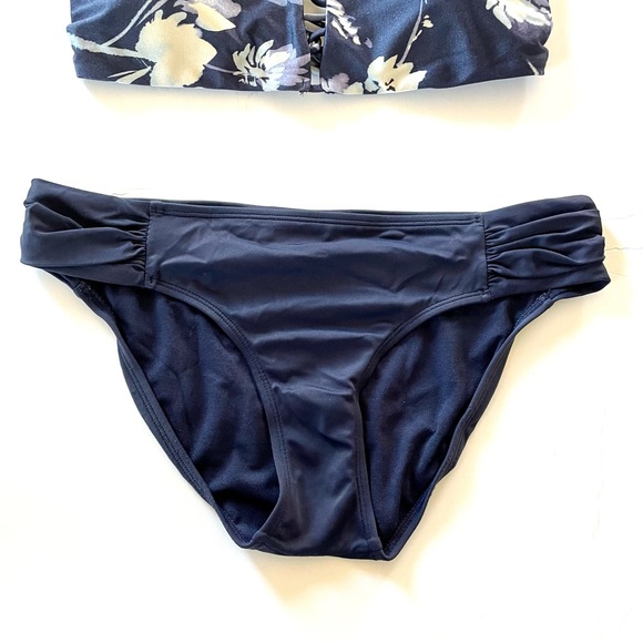 SOLD Athleta Aqualuxe Floral Loop Bikini Set Women’s Small Navy Blue Halter - Picture 5 of 16
